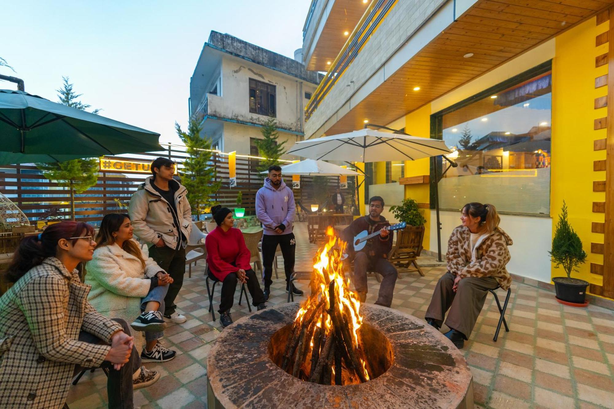 The Hosteller Mcleodganj, Bhagsu McLeod Ganj Exterior foto