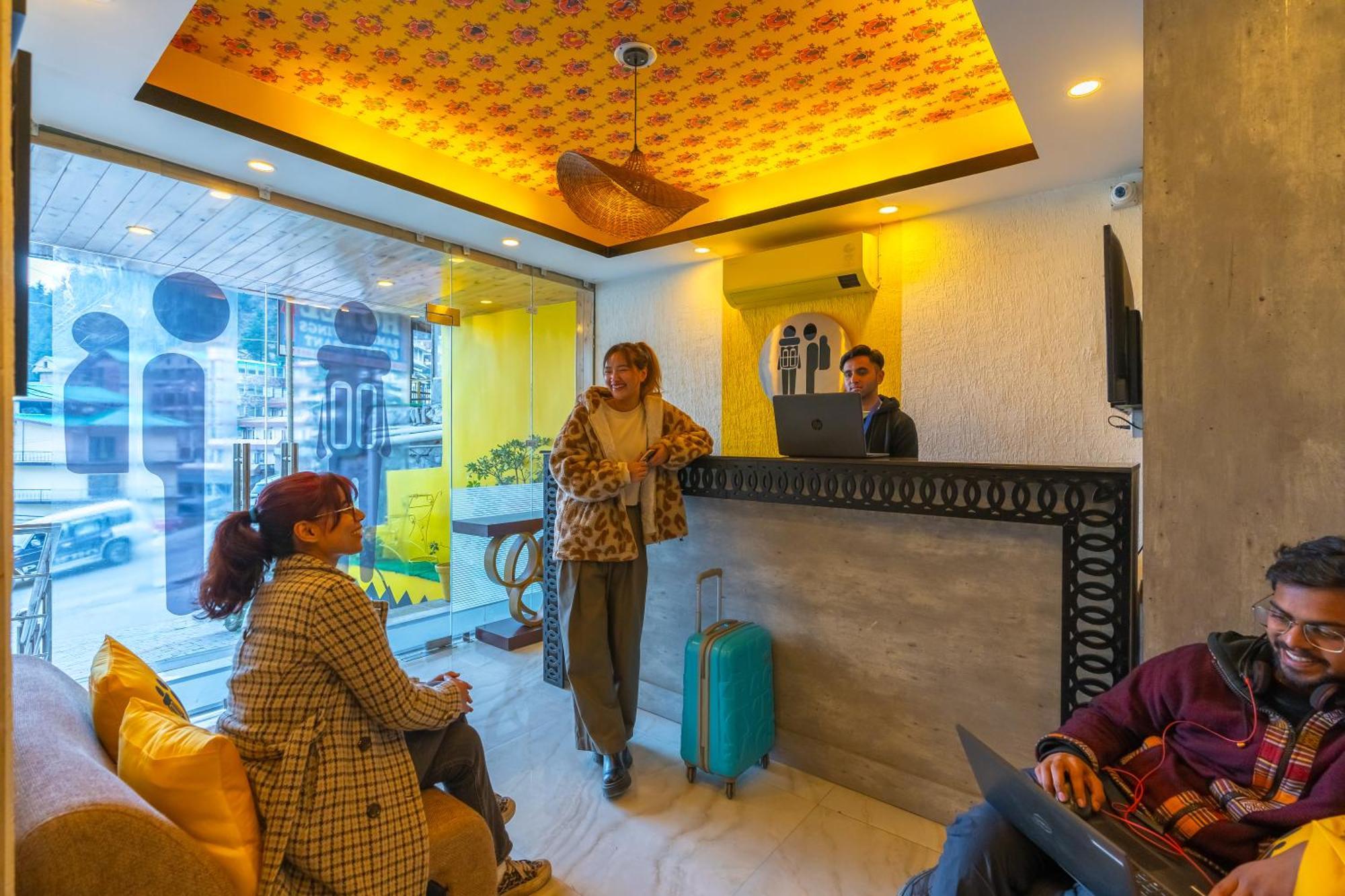 The Hosteller Mcleodganj, Bhagsu McLeod Ganj Exterior foto